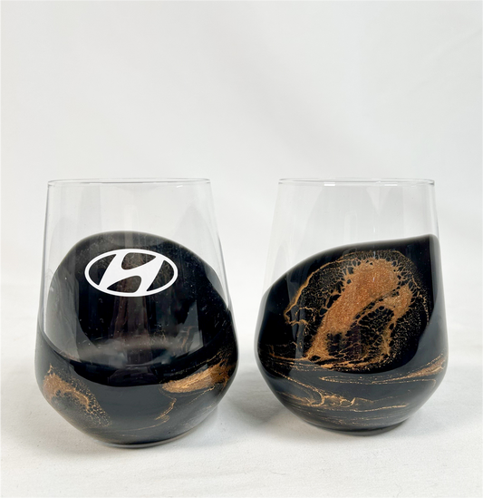 Set of 2 Custom Resin Wine Glasses